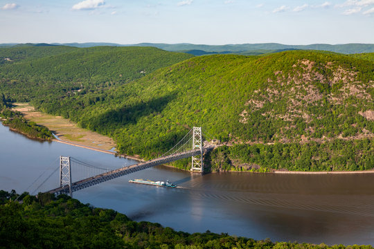 Bear Mountain Bridge