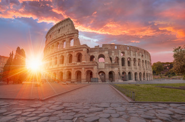Obraz na płótnie Canvas Colosseum amphitheater at surise - Rome, Italy