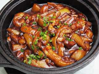 Chinese food-Stewed eggplants with garlic sauce in clay pot 