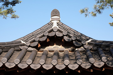 Fototapeta na wymiar Old traditional Korean folk village roof tiles