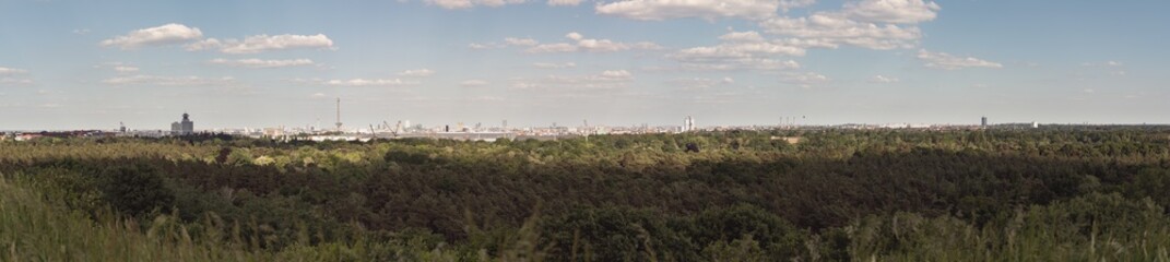 Panaroma West Berlins / Perspektive vom Drachenberg