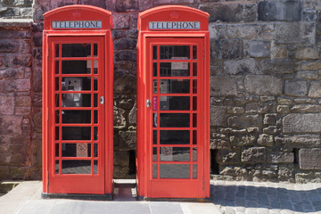 Obraz premium Klassische britische Telefonzellen