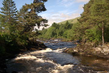 Fototapeta na wymiar The Falls of Dochart at Killin looking westwards