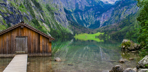 Fototapeta na wymiar beautiful landscape at Obersee lake in Bavaria, Germany