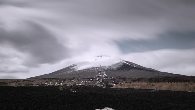 ４Ｋ アート タイムラプス 早春の岩手山 焼走り