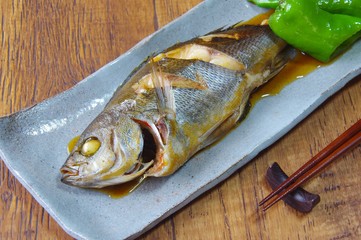 イサキの煮つけ　家庭料理