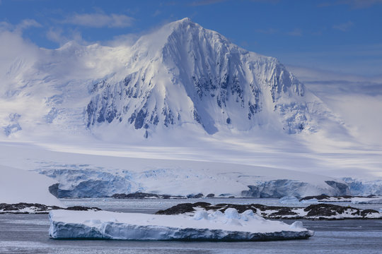 Misty Mount William, glaciers and icebergs, sunny weather, Anvers Island, from Bismarck Strait, Antarctic Peninsula, Antarctica