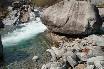 Wasser und Stein