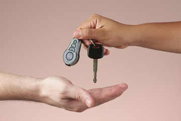 4903976 Giving car keys