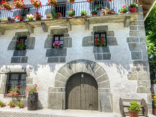 Leitza. Pueblo de 7 apellidos vascos en Navarra cerca de Pamplona, España