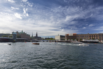Naklejka premium Wide angle view of summer activities on a canal in Copenhagen, Denmark.
