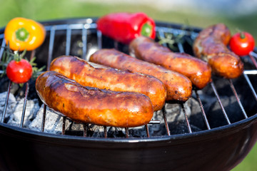 würstchen vom grill 