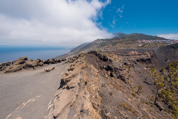 Fototapeta na wymiar Top of San Antonio volcanic crater in La Palma island, Canary islands, Spain.