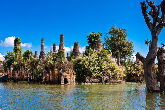 รูปภาพSagar – เลือกดูภาพถ่ายสต็อก เวกเตอร์ และวิดีโอ2,291 | Adobe Stock