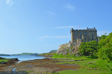Fototapeta na wymiar Dunvegan Castle