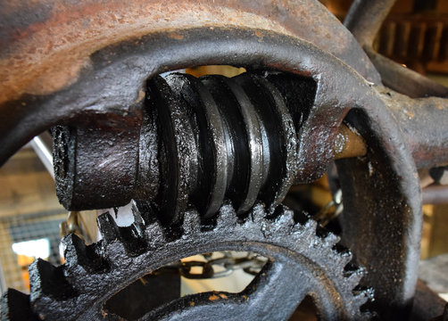 Oiled steel cogs