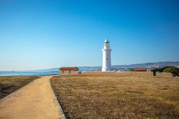 Fototapeta na wymiar Paphos lighthouse 