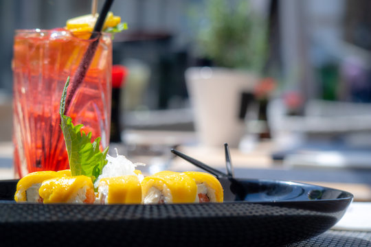 Sushi und Cocktail im Sommer | Restaurant