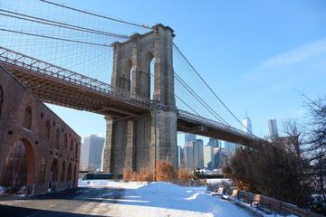 Brooklyn bridge at winter