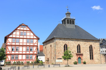 Stadtkirche und Fachwerkgebäude in Ziegenhain