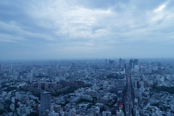 Naklejka na ściany i meble 夕暮れの空と東京の街並み