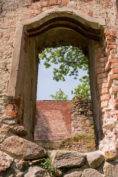 Schloss Putzar - Ulrichsbau - Ruine - Fenster