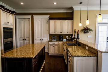 Modern Traditional Warm Kitchen