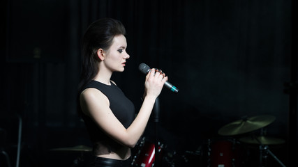 girl rock singer concert