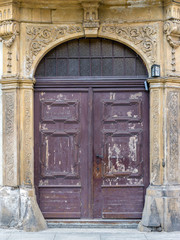 Fototapeta na wymiar The old wooden door - grunge background texture for design