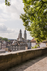 Zürich, Lindenhof, Grossmünster, Altstadt, Stadt, Niederdorf, Limmat, Fluss, Limmatquai, Altstadthäuser, Aussichtspunkt, Sommer, Schweiz