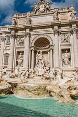 Fototapeta na wymiar The beautiful architecture of Trevi Fountain, Rome, Italy