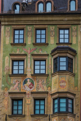 Fototapeta na wymiar Innsbruck, historische Hausfassade mit Fresken