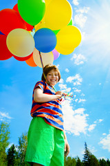 child boy with balloons