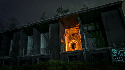 hounted house sparks © Krzysztof