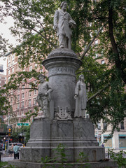 Fototapeta na wymiar Giuseppe Verdi Monument - New York City