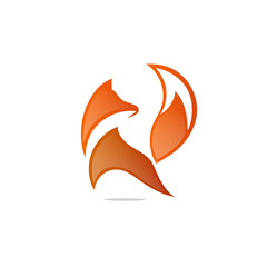 Simple stand fox look back logo