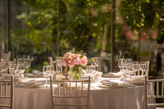 beautiful wedding scenery table