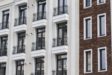 Obraz premium Modern building with classic architectural elements