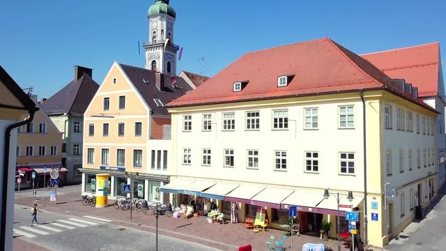 Luftaufnahme der bayerischen Stadt Freising n&auml;he M&uuml;nchen, Deutschland