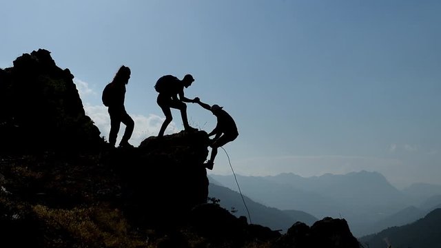 tırmanış yardımı,birlik ve beraberlik başarısı