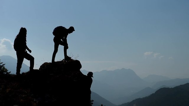 kaya tırmanışı,zirve başarısı ve coşkulu ekip