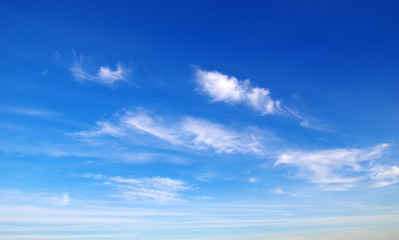 Obraz premium blue sky and white clouds