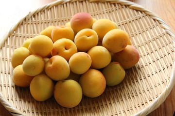 梅