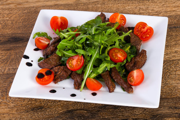 Beef with ruccola