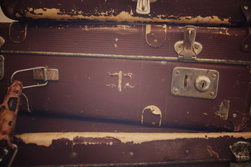 travel with Vintage style retro case  luggage