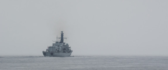 BRITISH FRIGATE - A warship on a patrol in the sea © Wojciech Wrzesień