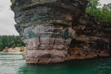 Foto auf Acrylglas Naturpark Pictured rocks national park on the Lake Superior, USA. Colorful textured rocks background