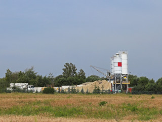 Production of concrete. Manufacturing technology of building mixtures. Construction of structures from concrete structures. 