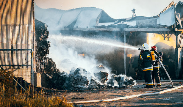 Firefighters extinguish landfill fire