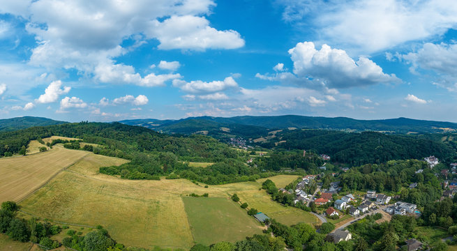 Der Odenwald vor Bensheim